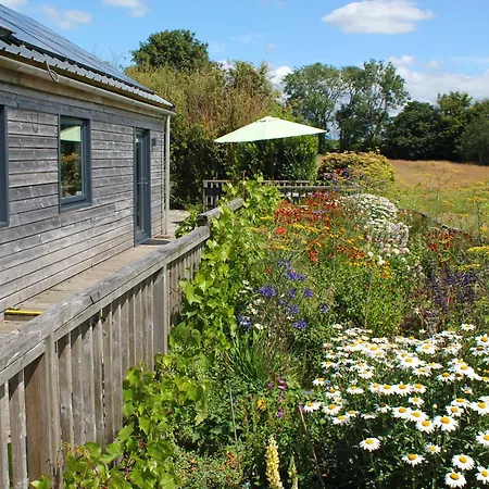 Holiday home The Cowshed Merrymeet